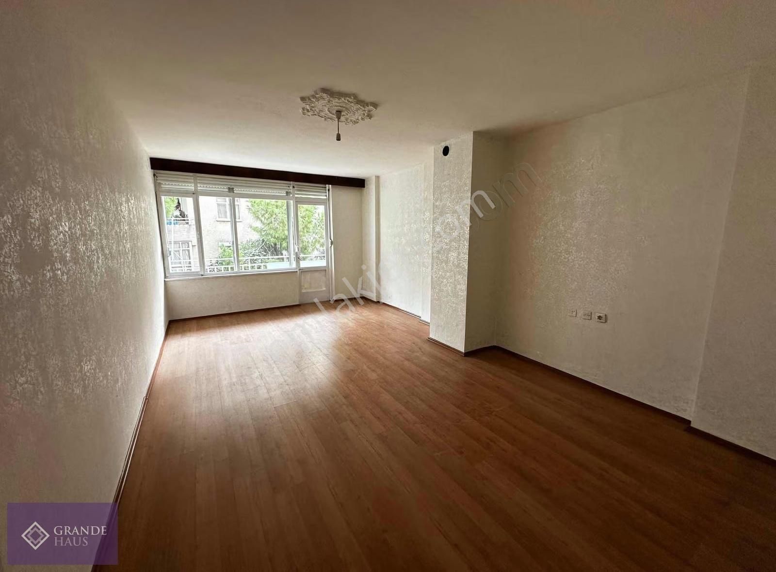 Üçgen Mah. Katta, Ayrı Mutfaklı, Asansörlü 2+1 Kiralık Daire - Görsel 6