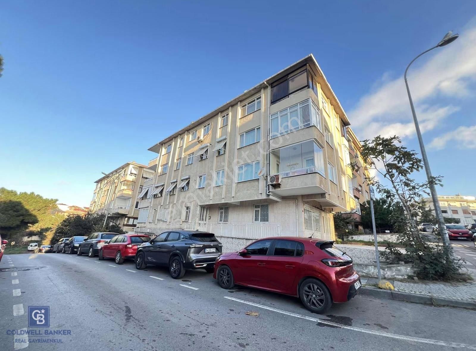 Acıbadem Nakkaş Sokak 2 Yıllığına Kiralık 3+1 Ara Kat