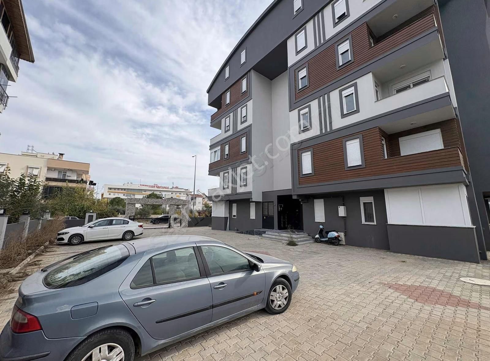 Yeniköy Mahallesinde 3+1 Kiralık Daire