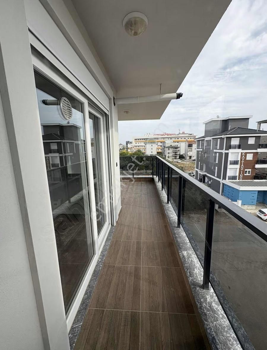 Yeniköy Mahallesinde 3+1 Kiralık Daire - Görsel 6