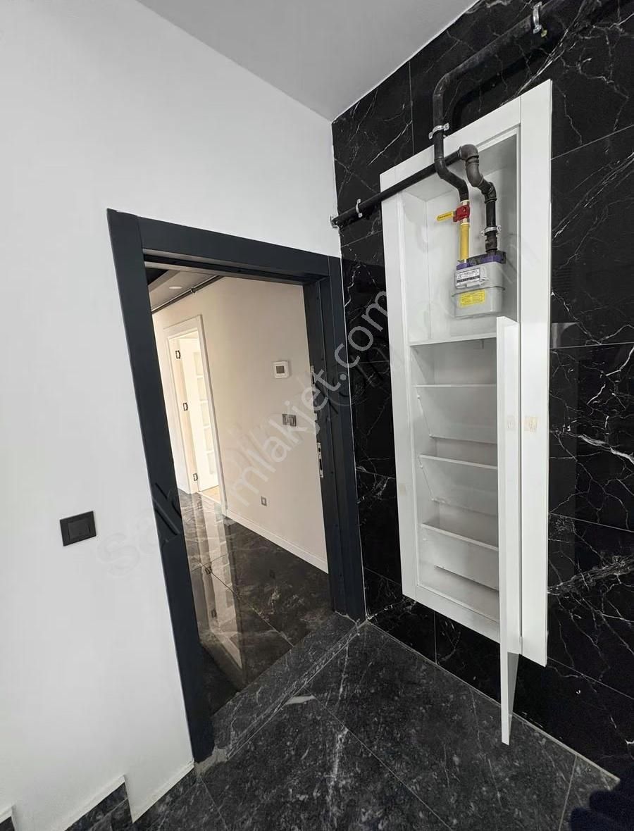 Yeniköy Mahallesinde 3+1 Kiralık Daire - Görsel 2