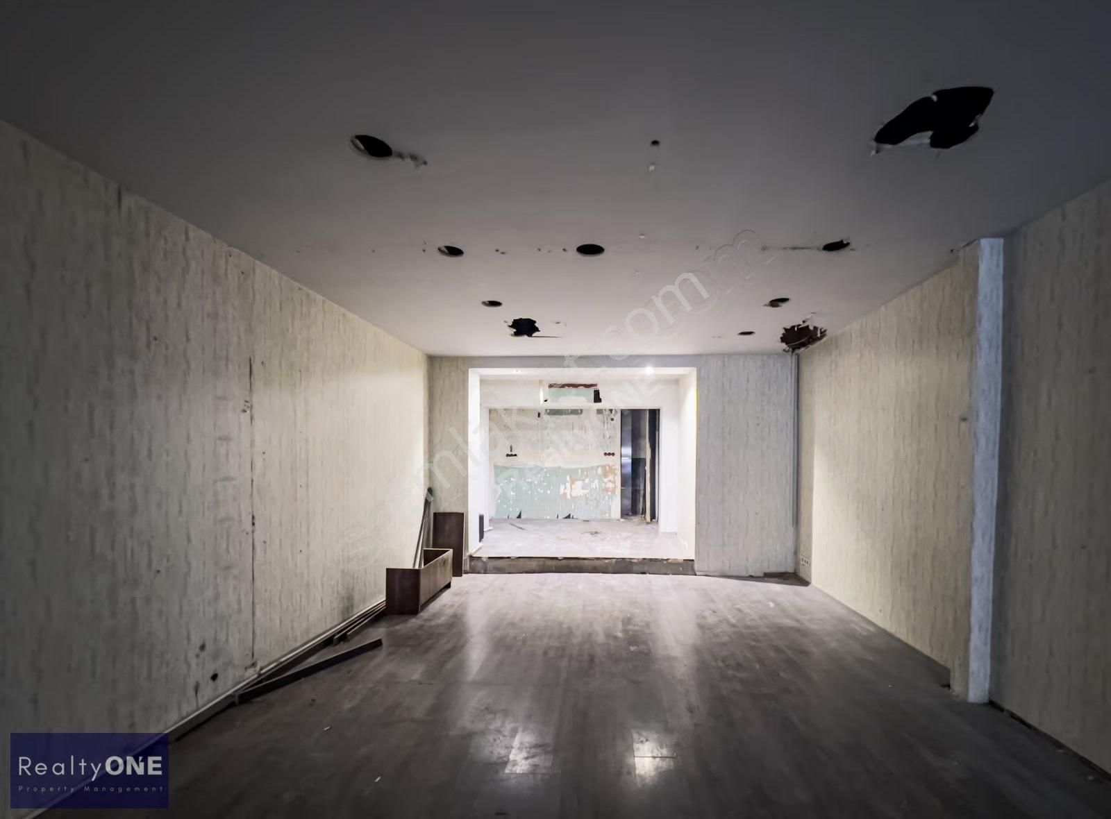 R-one Beyoğlu İstiklal Dibi Süper Konum 75m2 Kiralık Dükkan-eng - Görsel 32