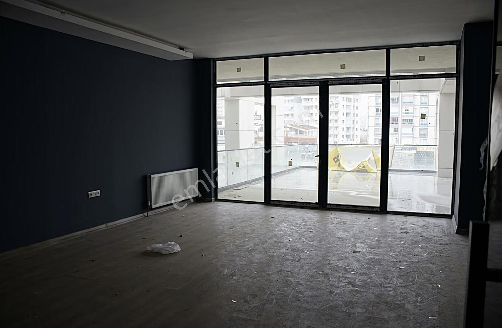 Yalınkılıç Plaza Giriş Katta Satılık Ofis - Görsel 8