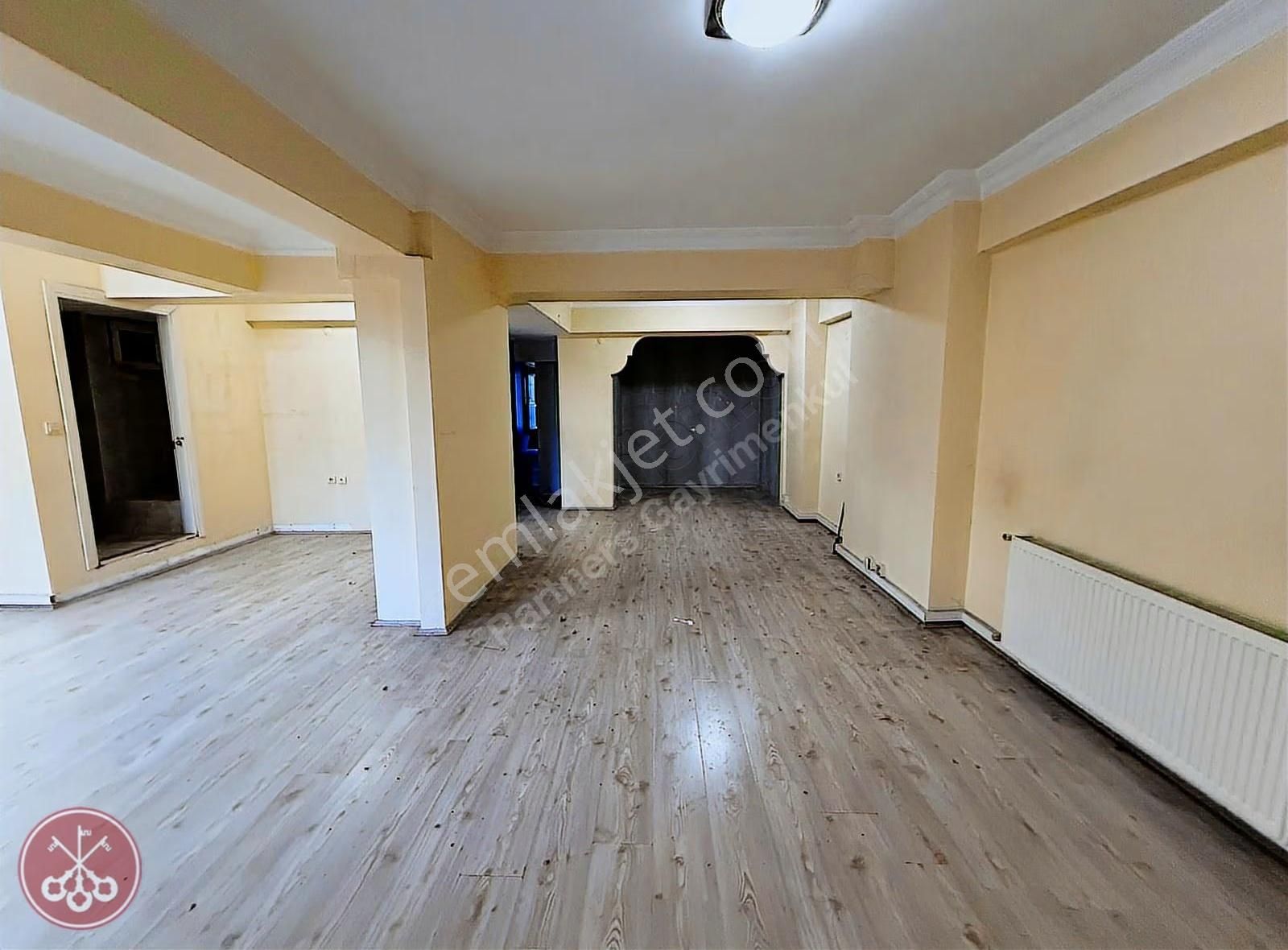 İstanbul Kasımpaşa Bahriye Caddesi Üzerinde Kiralık 1+1 İş Yeri - Görsel 12