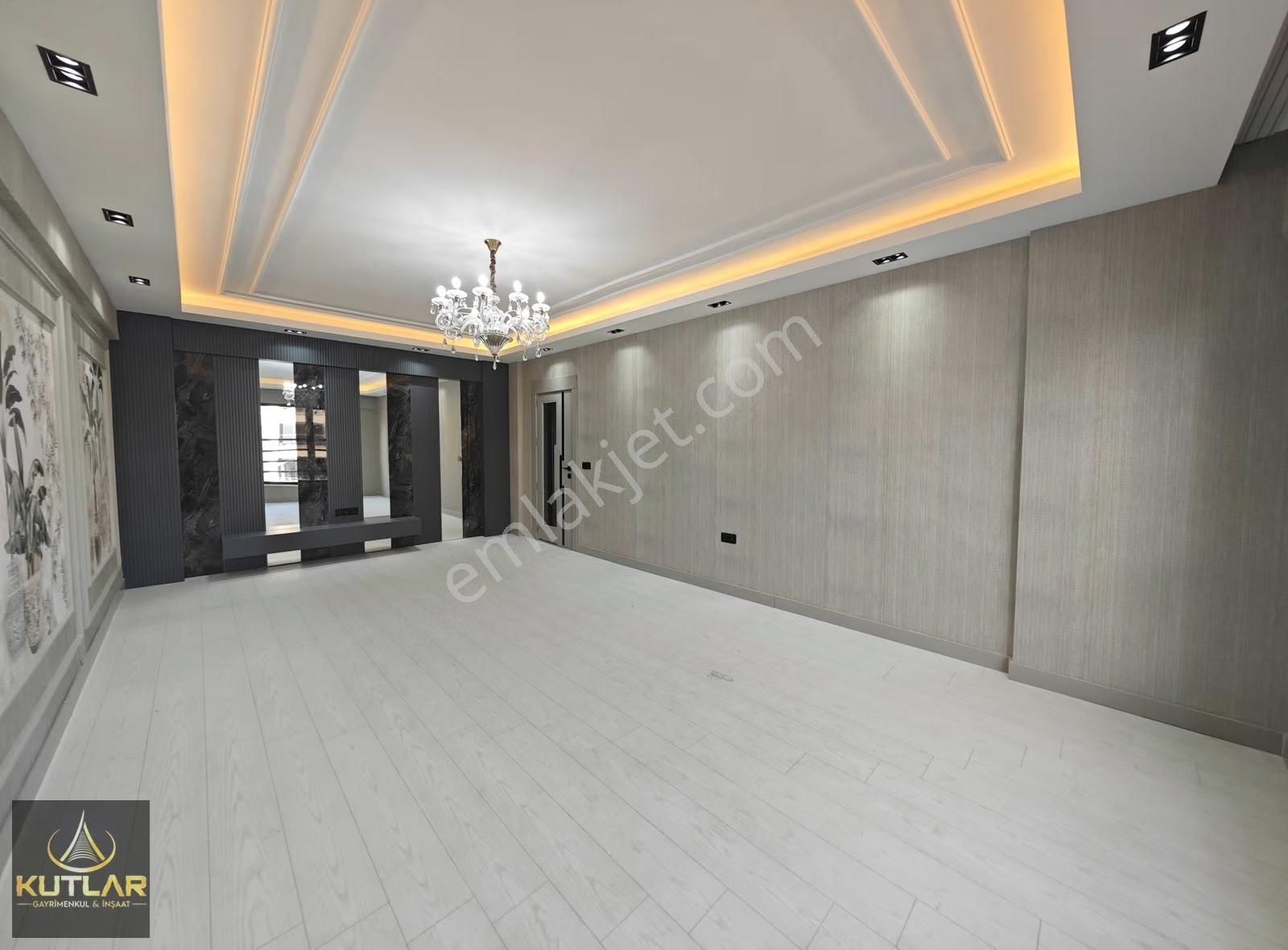 Kutlar'dan Abdülhamithan'da Kalitesiyle Zirvede *3,5+1*daireler - Görsel 15