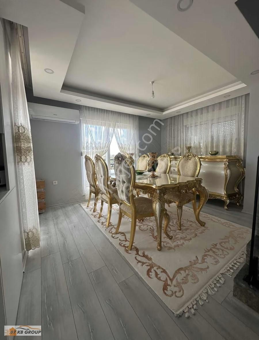07kb Emlak'tan Yeniköyde 4+2 Asansörlü Geniş Dubleks Daire - Görsel 18