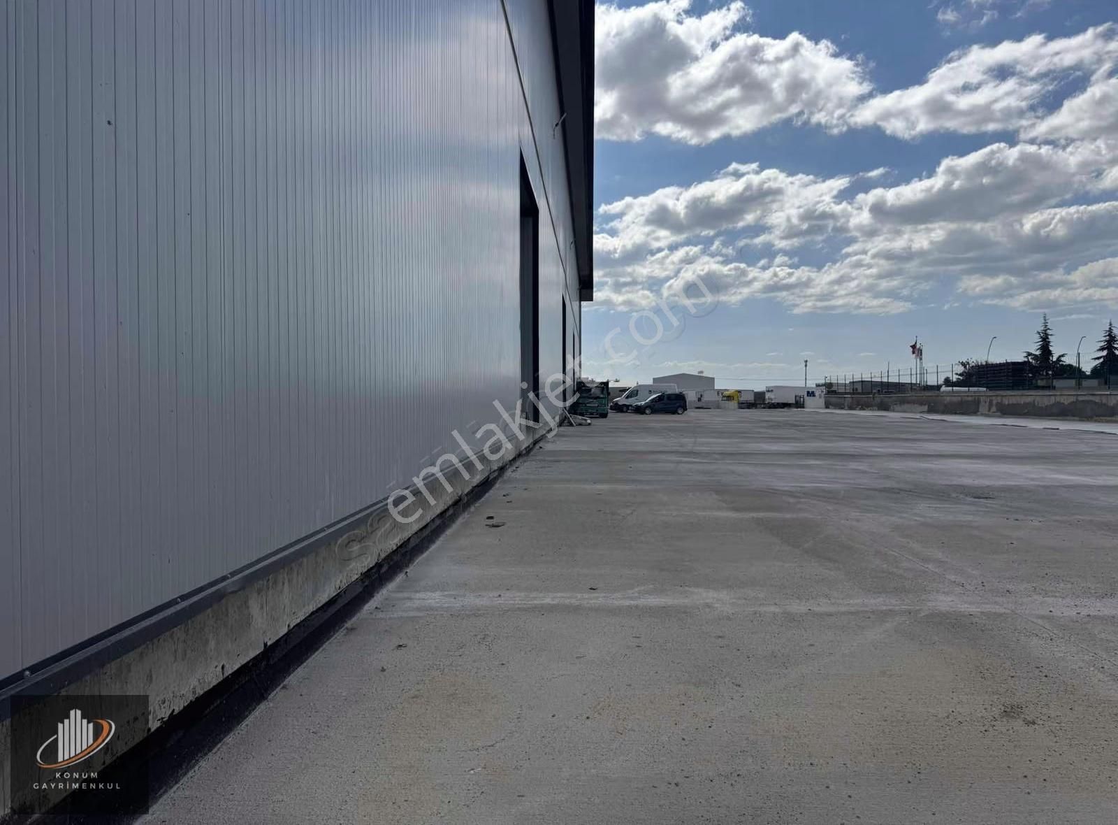 Pelitli Bölgesi 7.900 M2 Kiralık Lojistik Depo ( Tır Rampalı ) - Görsel 2