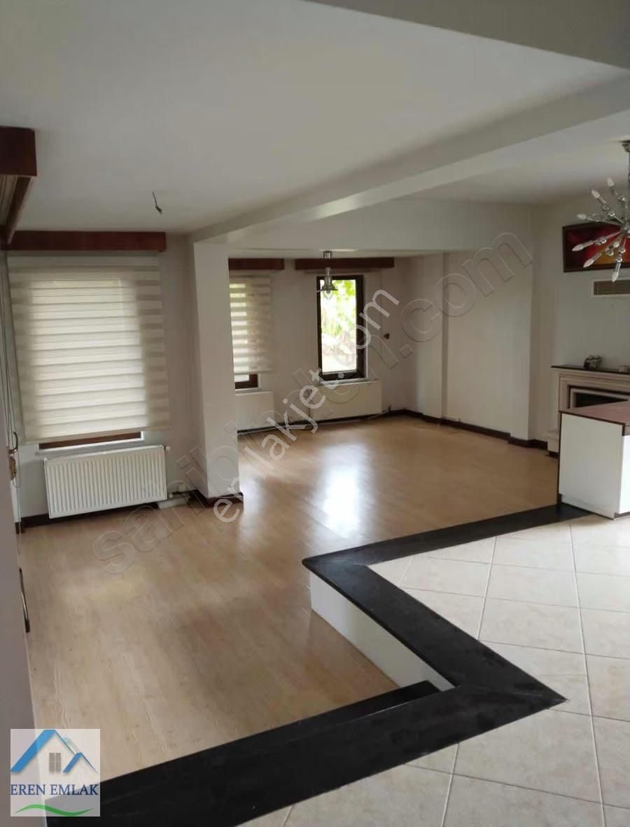 Sapanca İpekyolu 4+1 Site İçinde Havuzlu Villa Kiralıktır. - Görsel 22