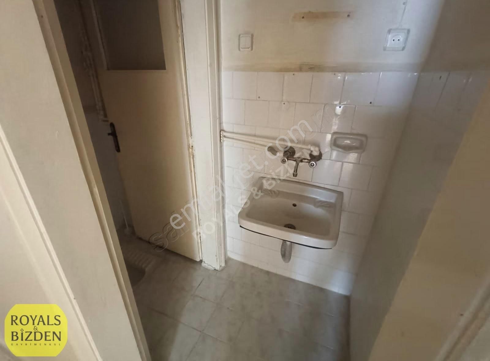 Meram Aşkan Mah. ''yaka Caddesine 200 Metre Mesafede 3+1 Daire'' - Görsel 4