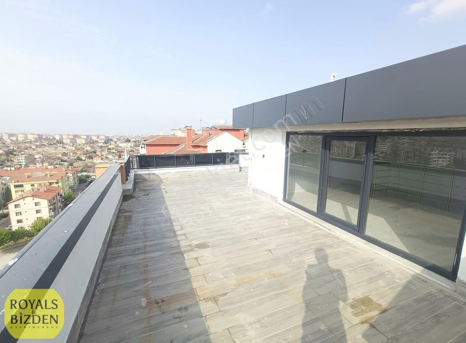 Esenler De Görgülü Center'da ''80 M2 Teraslı 3+1 Satılık Ofis'' - Görsel 24
