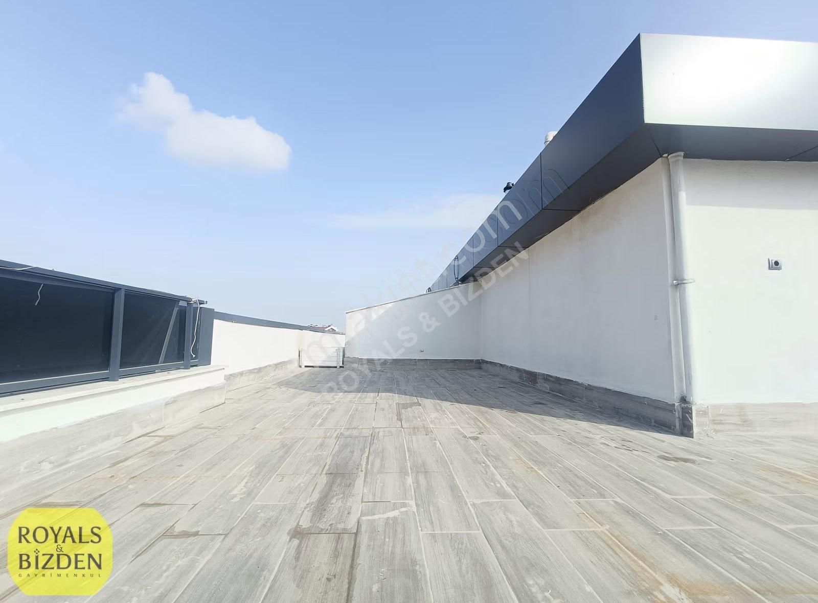 Esenler De Görgülü Center'da ''80 M2 Teraslı 3+1 Satılık Ofis'' - Görsel 10
