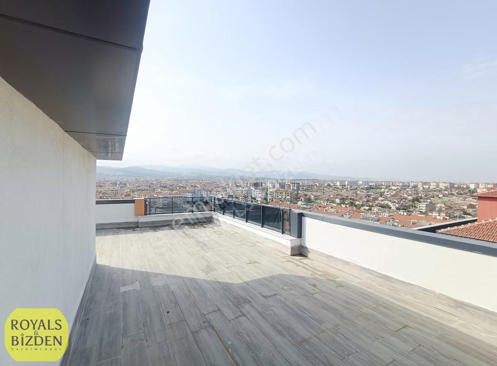 Esenler De Görgülü Center'da ''80 M2 Teraslı 3+1 Satılık Ofis'' - Görsel 21