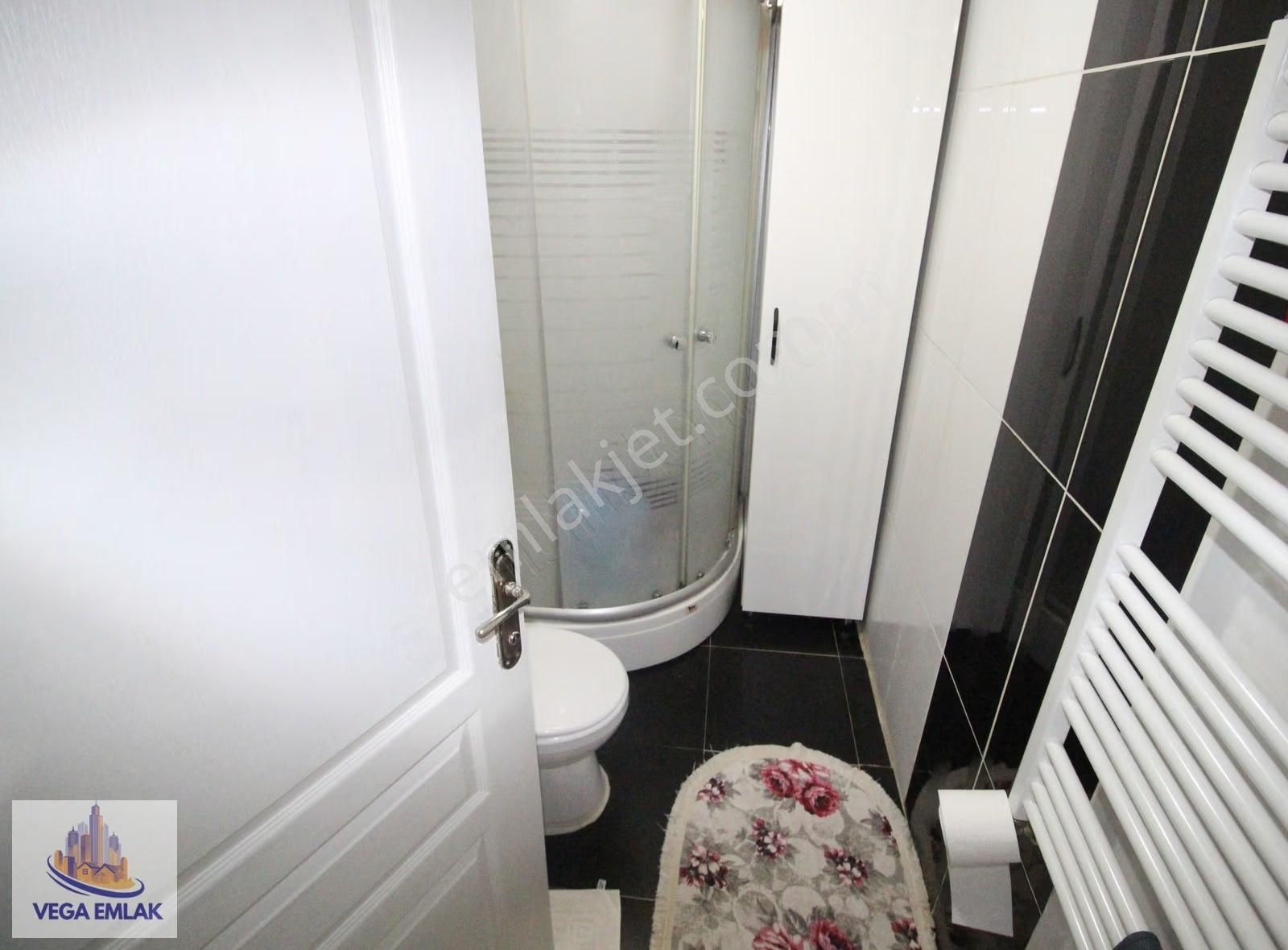 Vega Emlak'tan Altınpark Otobüs Son Durak Yakını 3+1 Daire - Görsel 24