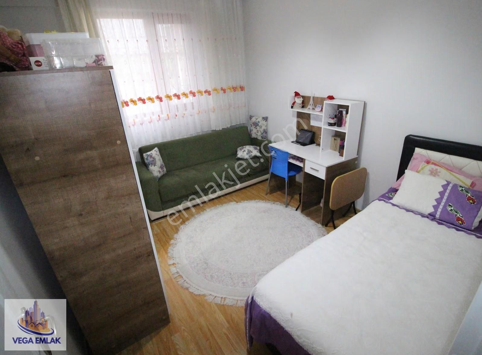 Vega Emlak'tan Altınpark Otobüs Son Durak Yakını 3+1 Daire - Görsel 18