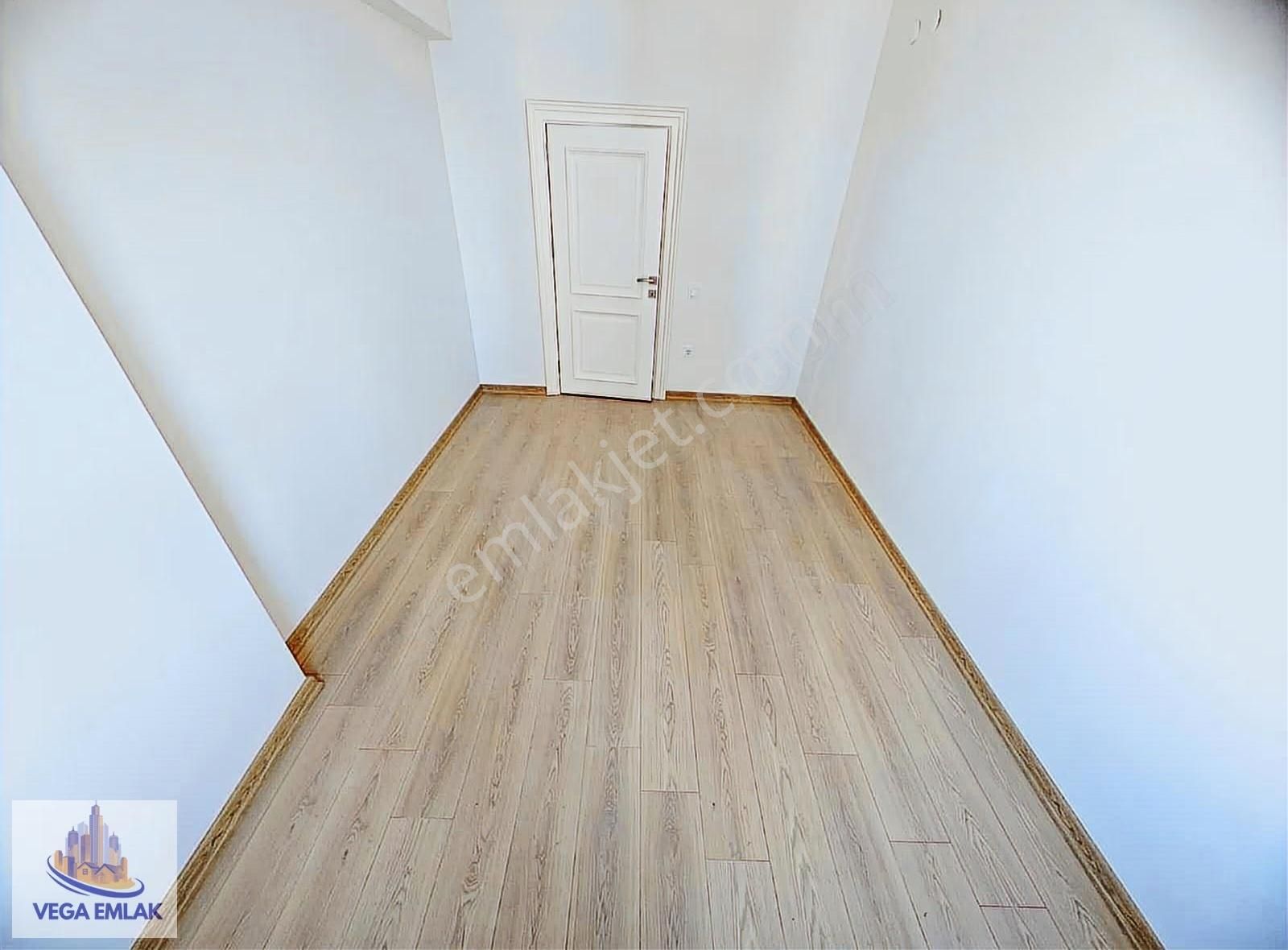 Vega Emlak'tan Vestra Protokol'de Full Yapılı Lüks Site Dairesi - Görsel 30