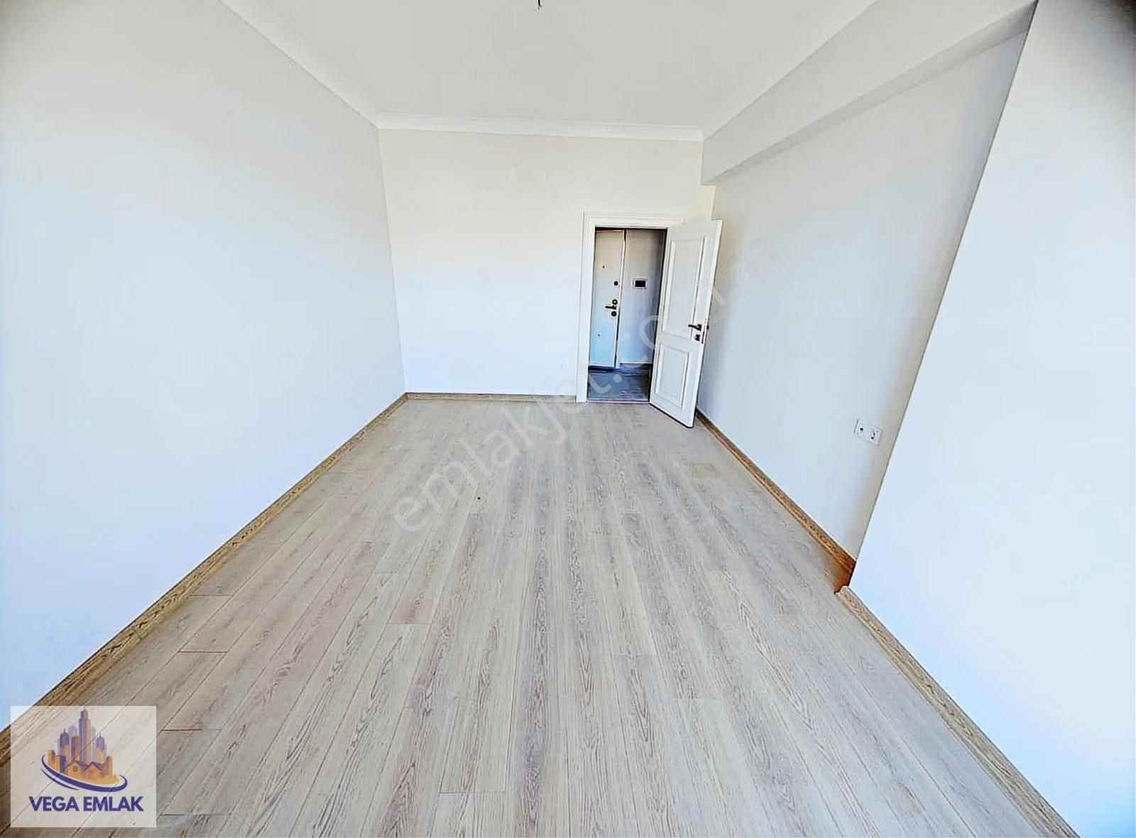 Vega Emlak'tan Vestra Protokol'de Full Yapılı Lüks Site Dairesi - Görsel 19