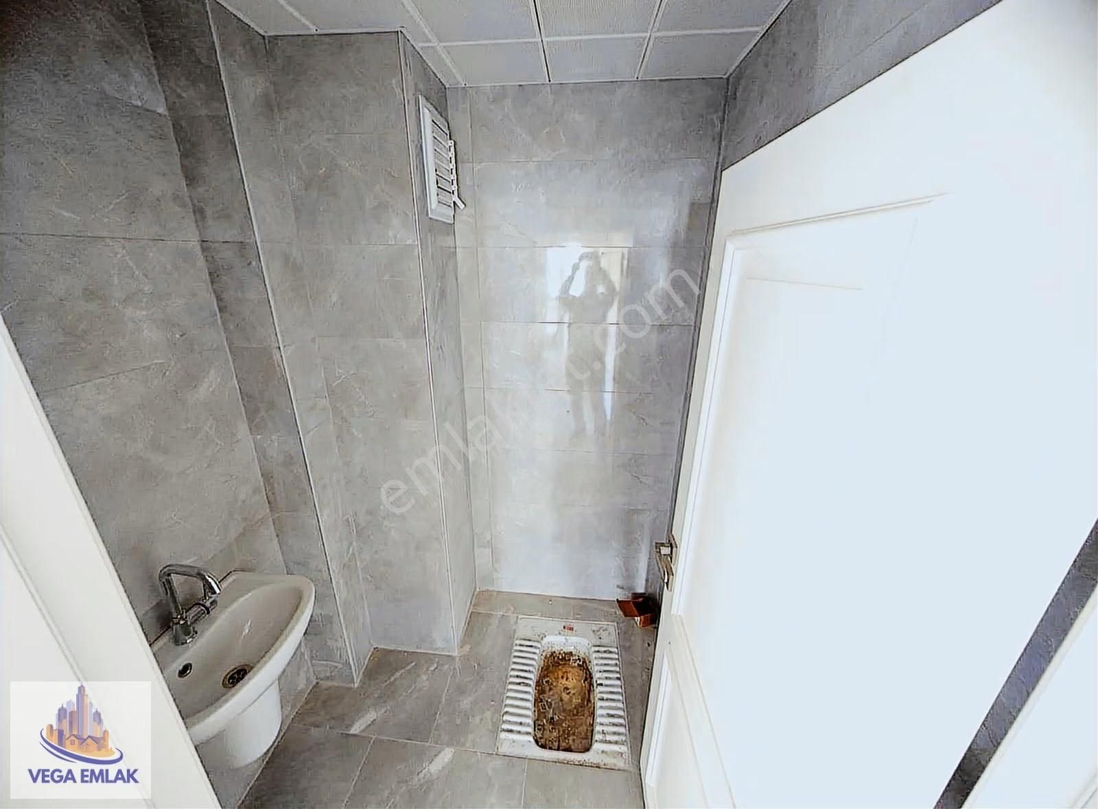 Vega Emlak'tan Vestra Protokol'de Full Yapılı Lüks Site Dairesi - Görsel 16