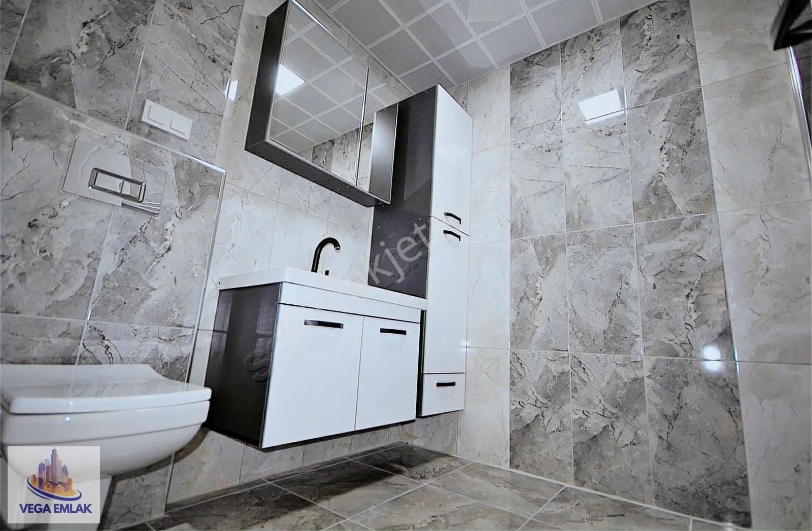 Vega Emlak'tan Konfor Arayanlara 4+1 Süper Lüks Daire - Görsel 34