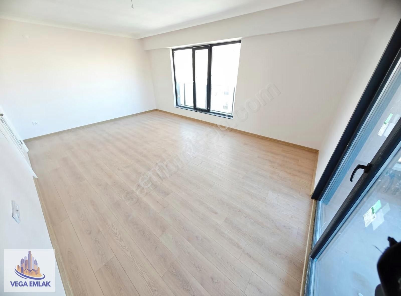 Vega Emlak'tan Vestra Protokolde Ön Cephe En Uygun Site Dairesi - Görsel 24