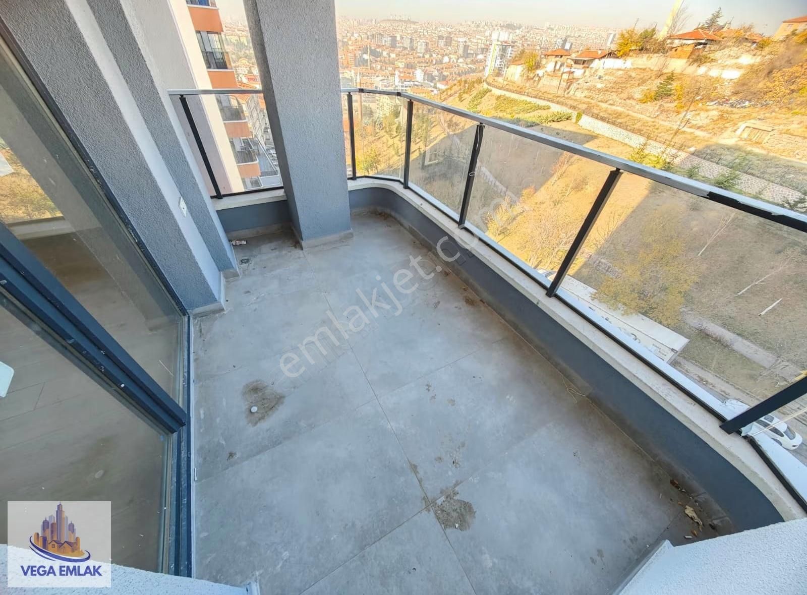 Vega Emlak'tan Vestra Protokolde Ön Cephe En Uygun Site Dairesi - Görsel 16