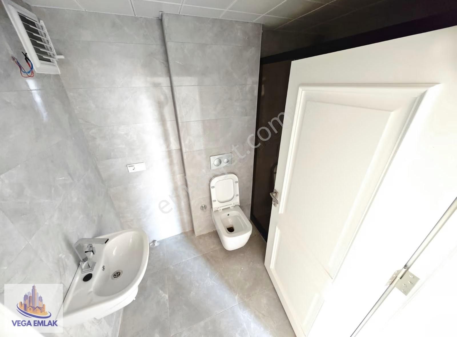 Vega Emlak'tan Vestra Protokolde Ön Cephe En Uygun Site Dairesi - Görsel 33