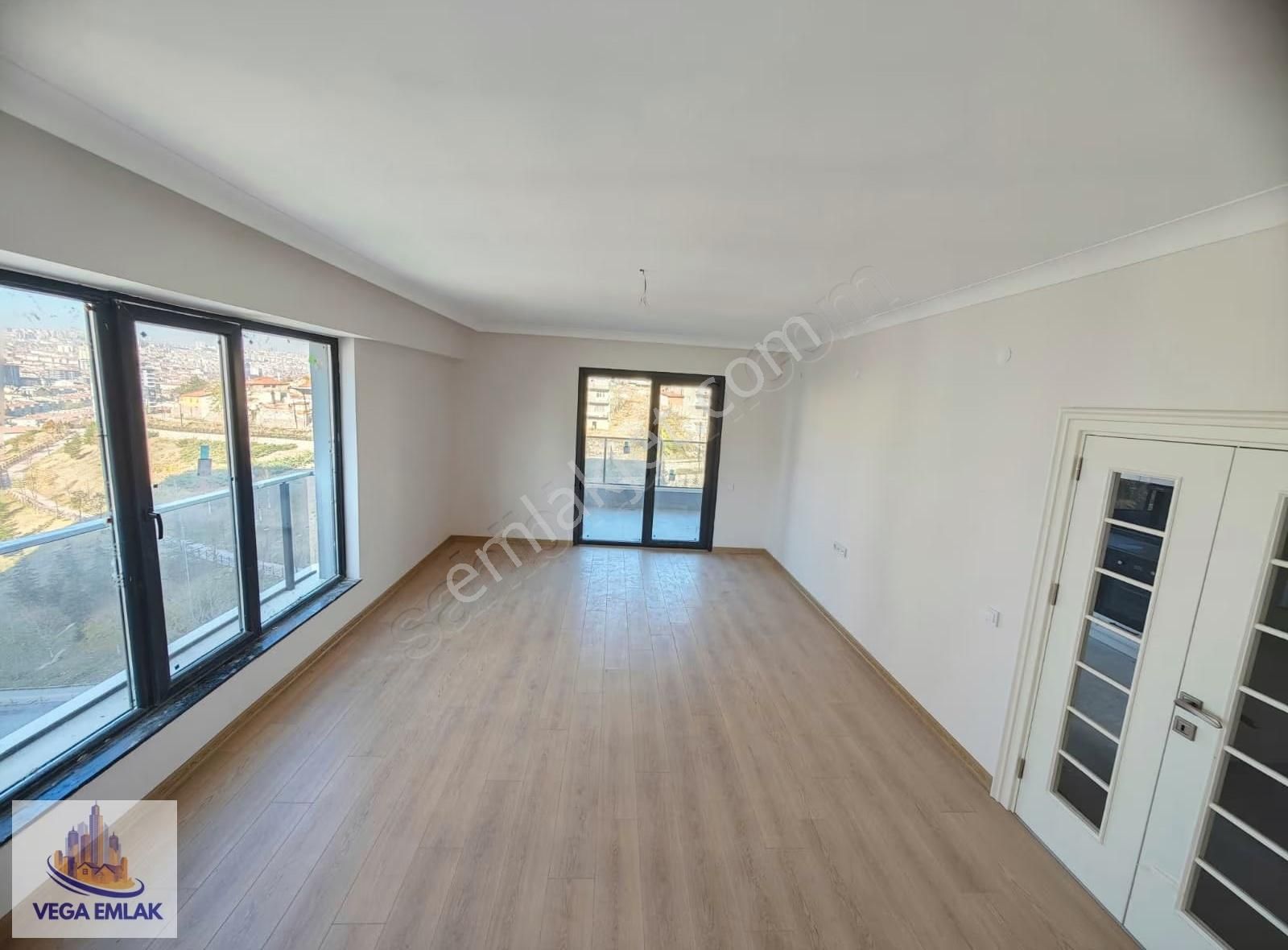 Vega Emlak'tan Vestra Protokolde Ön Cephe En Uygun Site Dairesi - Görsel 12