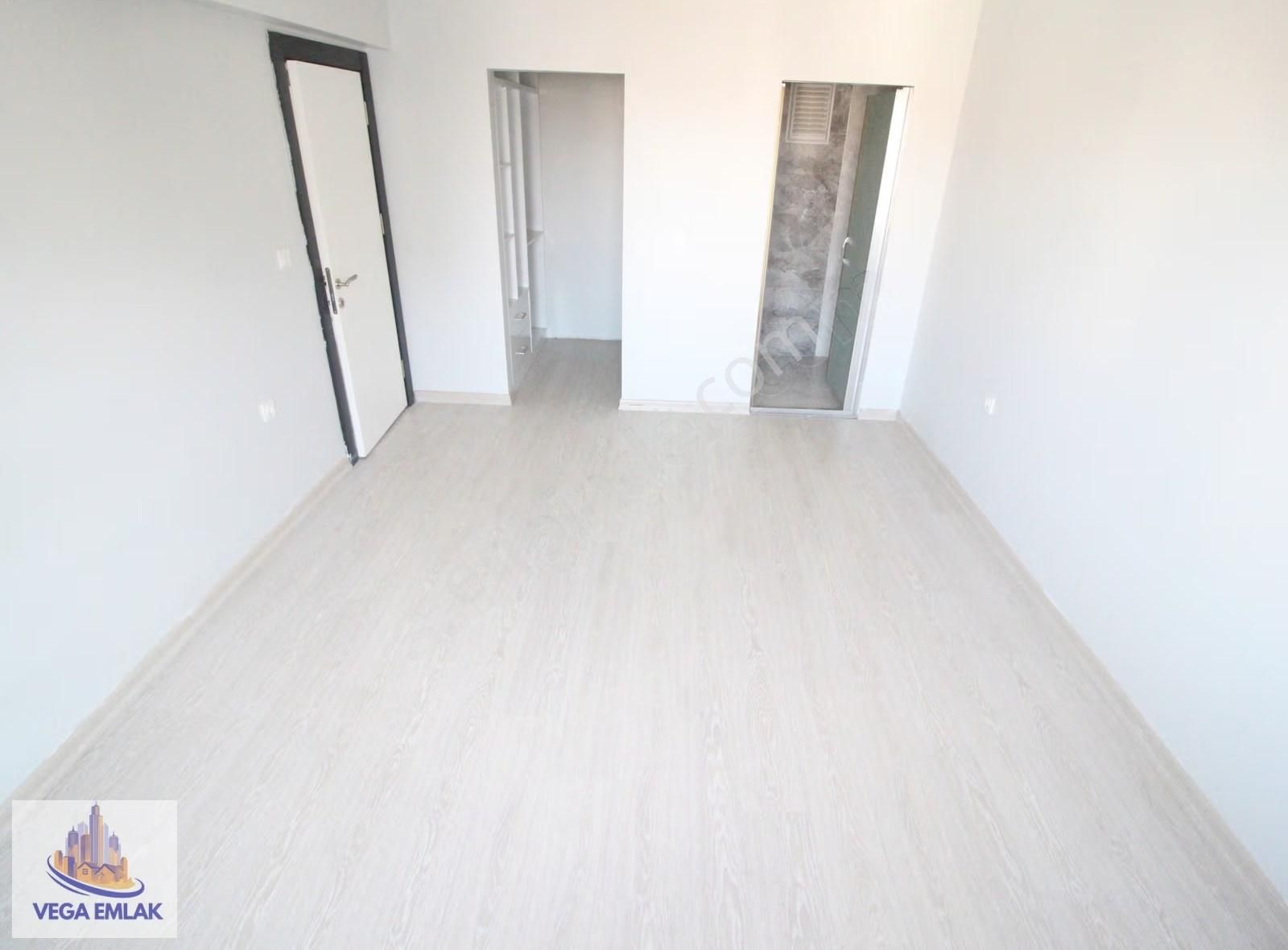 Vega Emlaktan Samsun Yolu Yakını Ana Cadde Üstü 4+1 Site Dairesi - Görsel 5