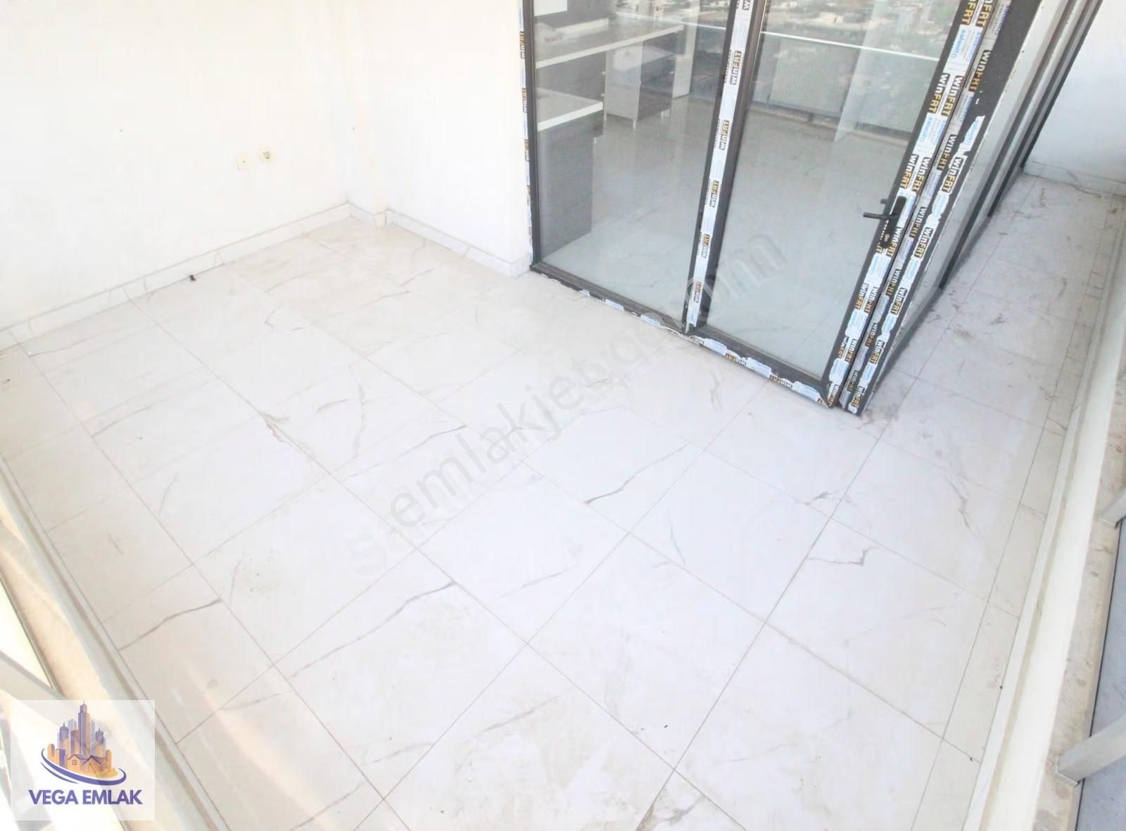 Vega Emlaktan Samsun Yolu Yakını Ana Cadde Üstü 4+1 Site Dairesi - Görsel 10