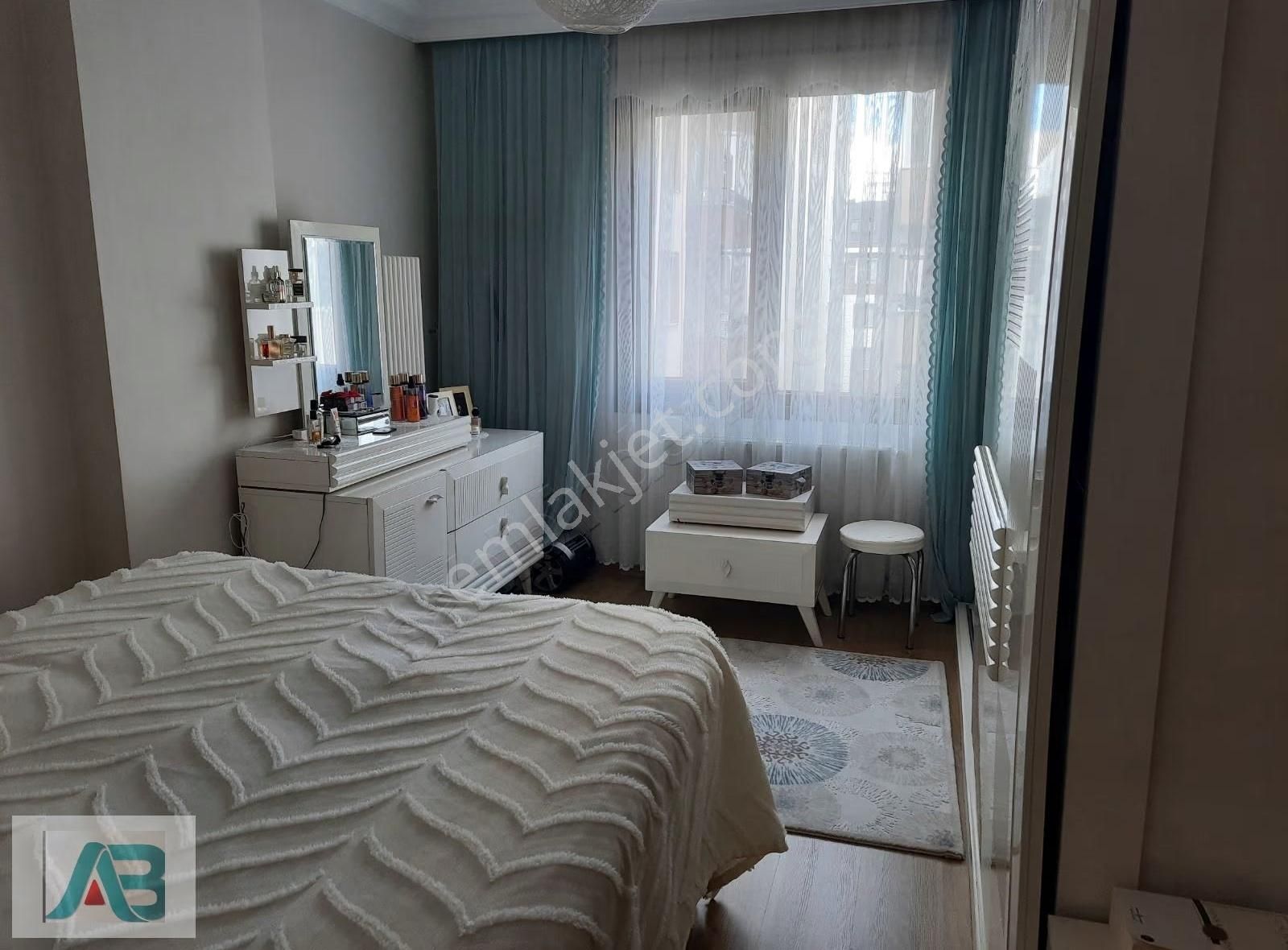 İstiklal Mah.atakenk Metro Durak Yanı Satılık 2+1 Daire - Görsel 6