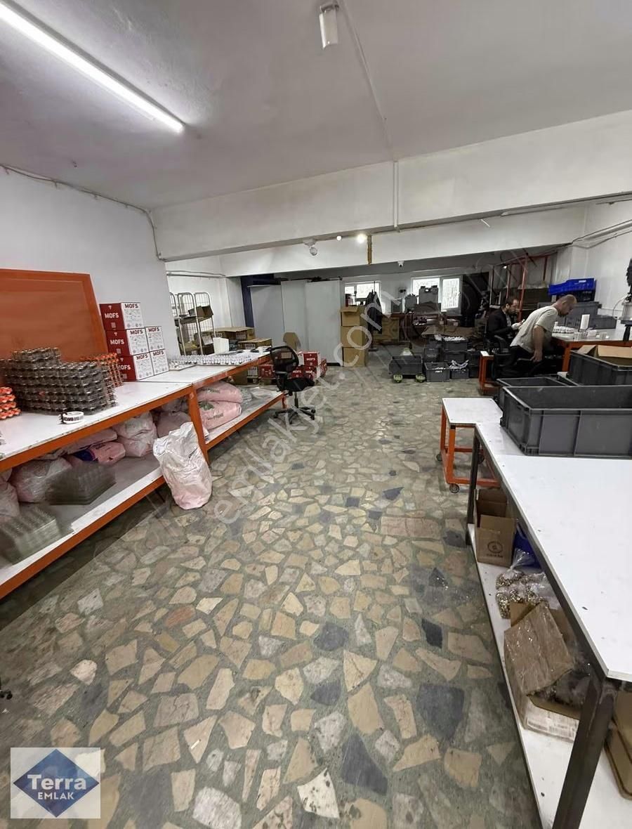 Eyyüp Topçular Çiftçi Ali Sokak 140 M2 Asma Katlı Kiralık İşyeri - Görsel 4