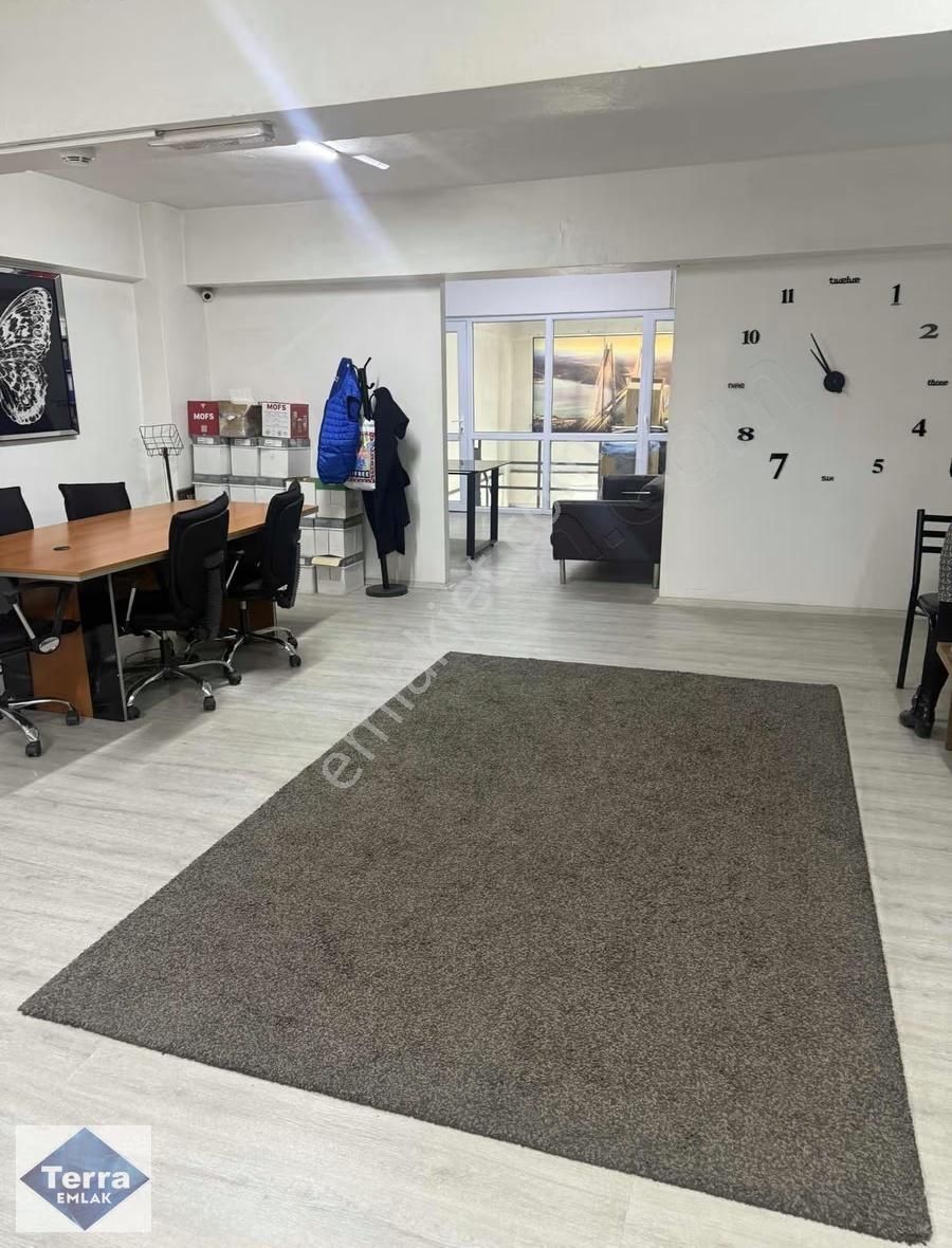 Eyyüp Topçular Çiftçi Ali Sokak 140 M2 Asma Katlı Kiralık İşyeri - Görsel 17