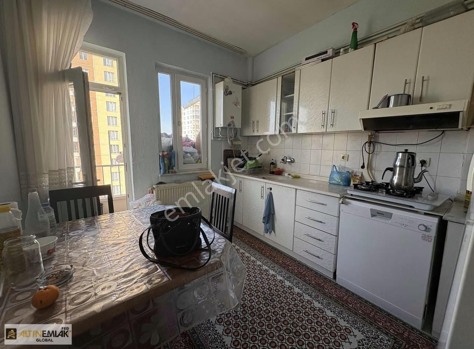 Hoca Ahmet Yesevi Mah. Az Katlı Asansörlü 3+1 Satılık Daire - Görsel 8