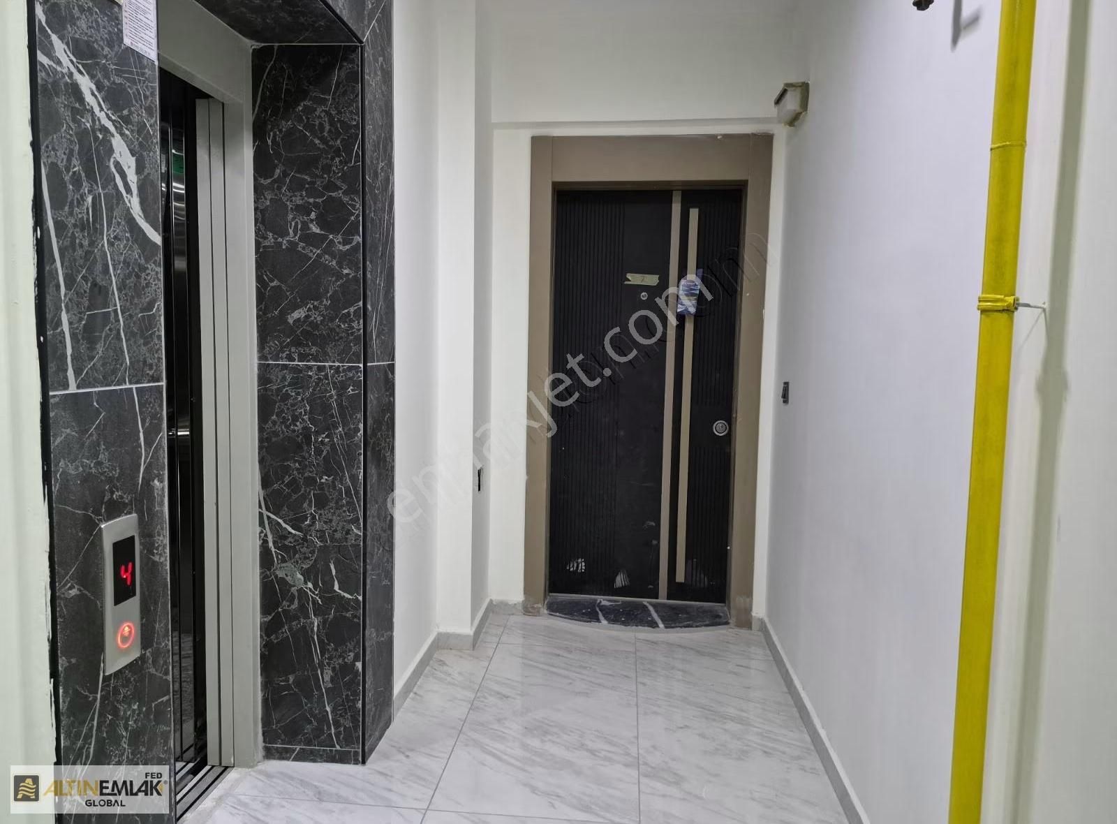 Zümrüt Mahallesi'nde Satılık Mükemmel Bir Daire - Görsel 39