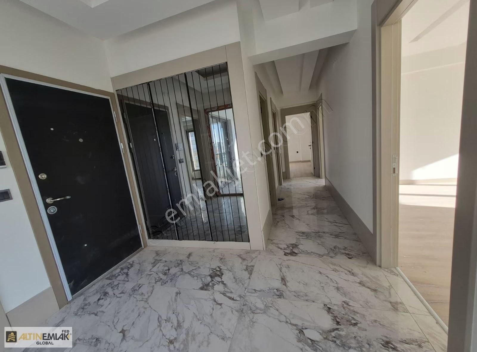 Zümrüt Mahallesi'nde Satılık Mükemmel Bir Daire - Görsel 13