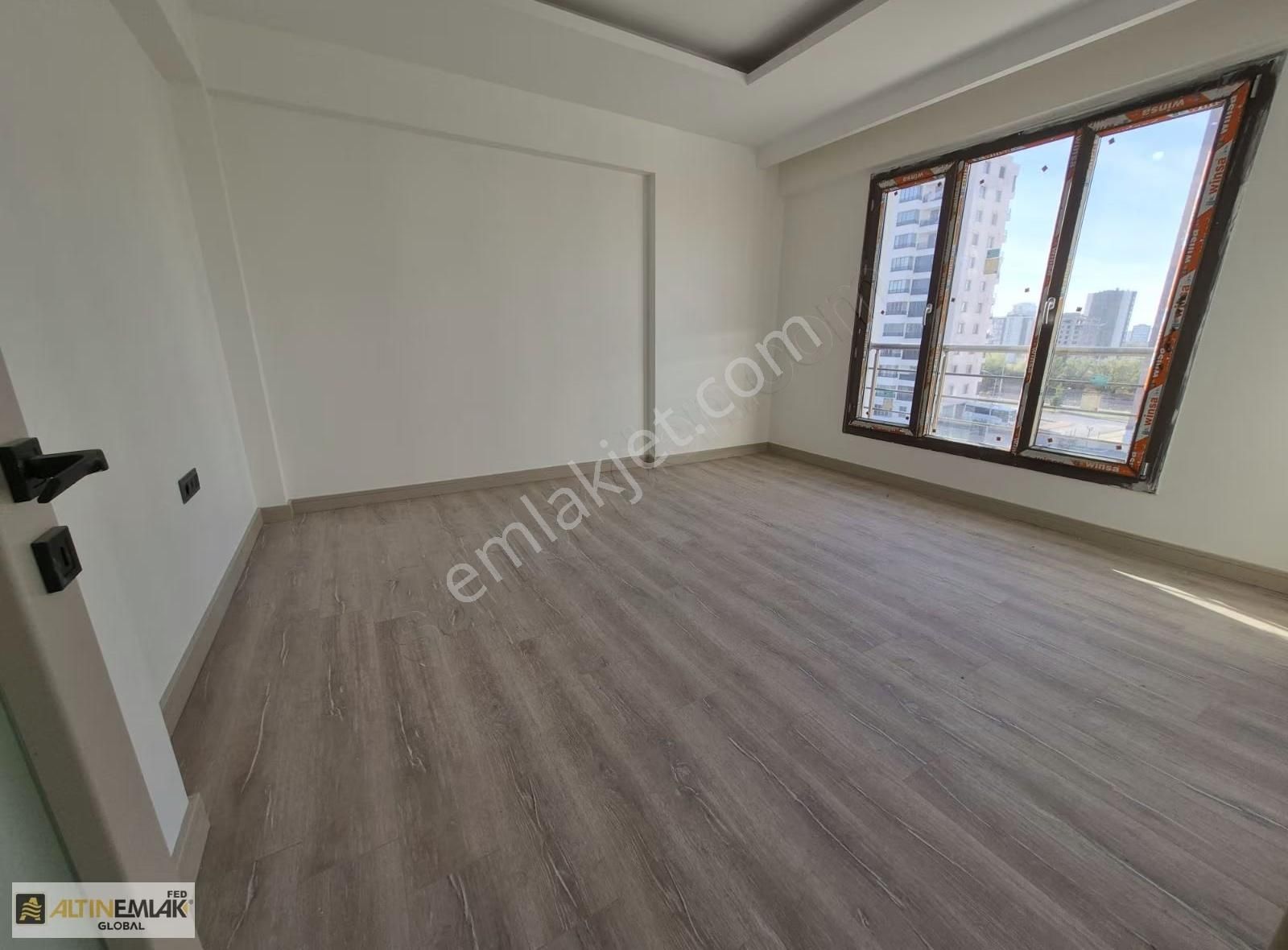 Zümrüt Mahallesi'nde Satılık Mükemmel Bir Daire - Görsel 21