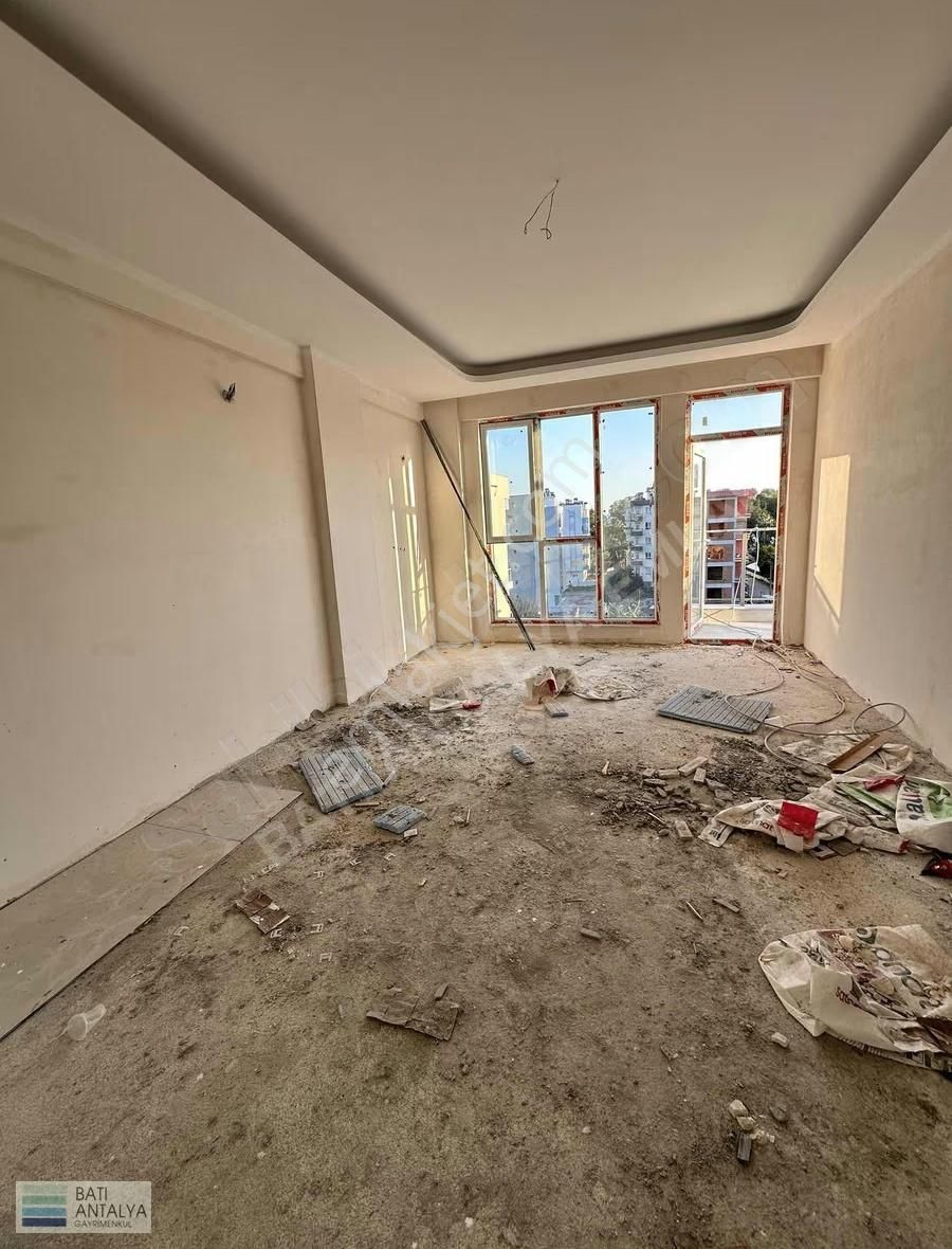 Hasyurt Sahilde Satılık Deniz Manzaralı Havuzlu 2+1 Daire - Görsel 16