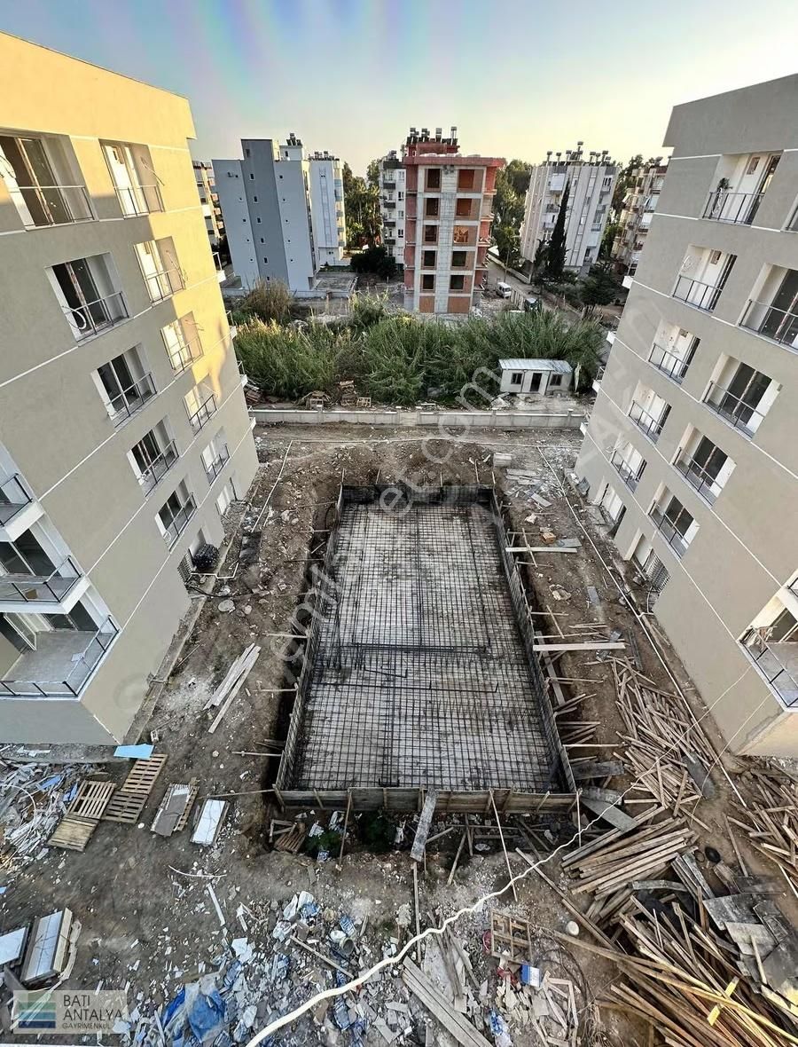 Hasyurt Sahilde Satılık Deniz Manzaralı Havuzlu 2+1 Daire - Görsel 9