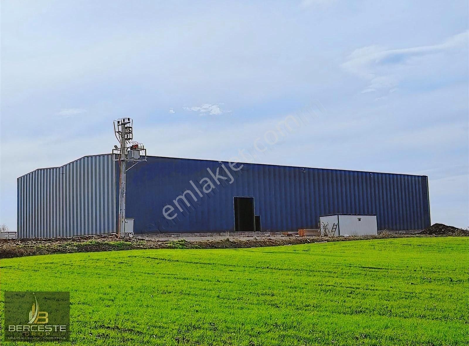 Berceste Grup/karacabey İkizcede Merkezi Satılık Depo & Fabrika