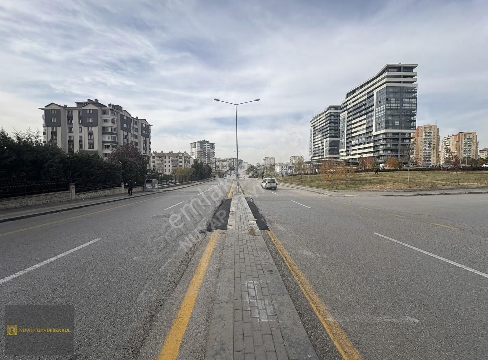 Batıkent Turgut Özal Mahallesi'nde Lüks Yapılı 4+1 Daire - Görsel 27