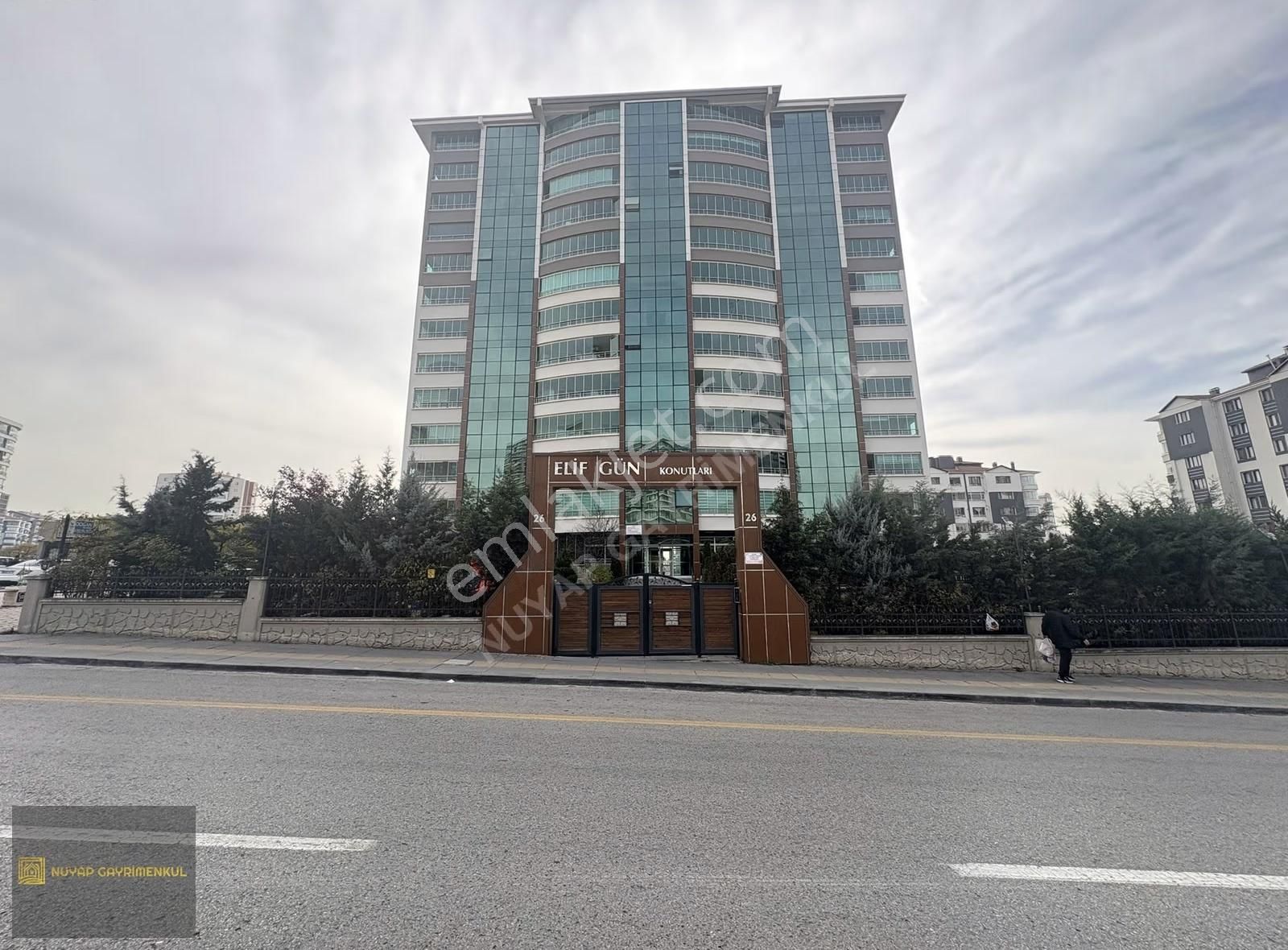 Batıkent Turgut Özal Mahallesi'nde Lüks Yapılı 4+1 Daire - Görsel 24