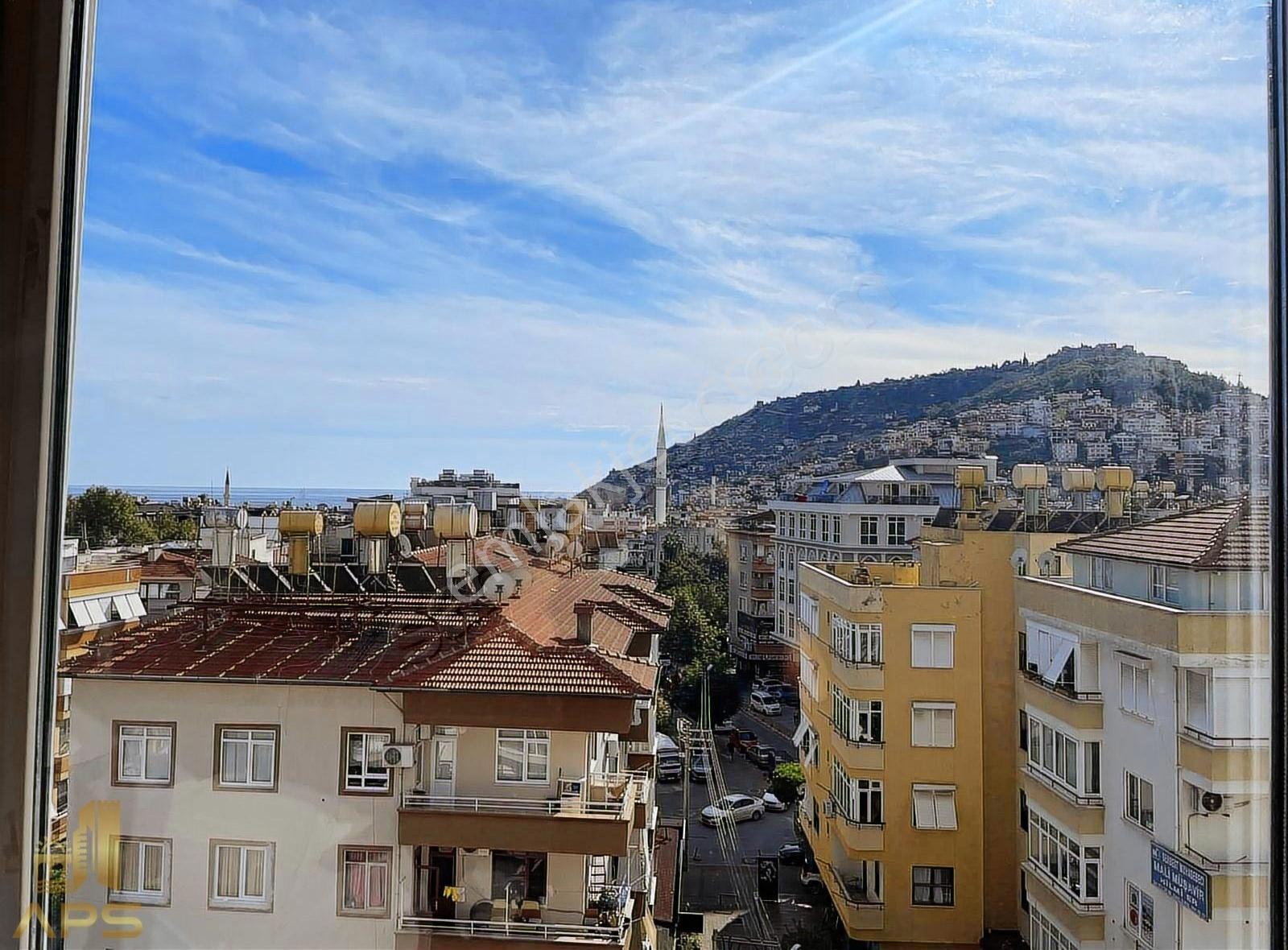 25mtlik Yol Üzeri 2+1 Kale Deniz Manzaralı Daire
