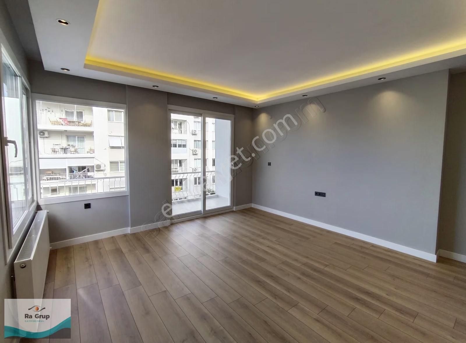 Bostanlıda Tadilatlı Asansörlü Arakat Köşe 3+1 Satılık Daire O-9 - Görsel 19