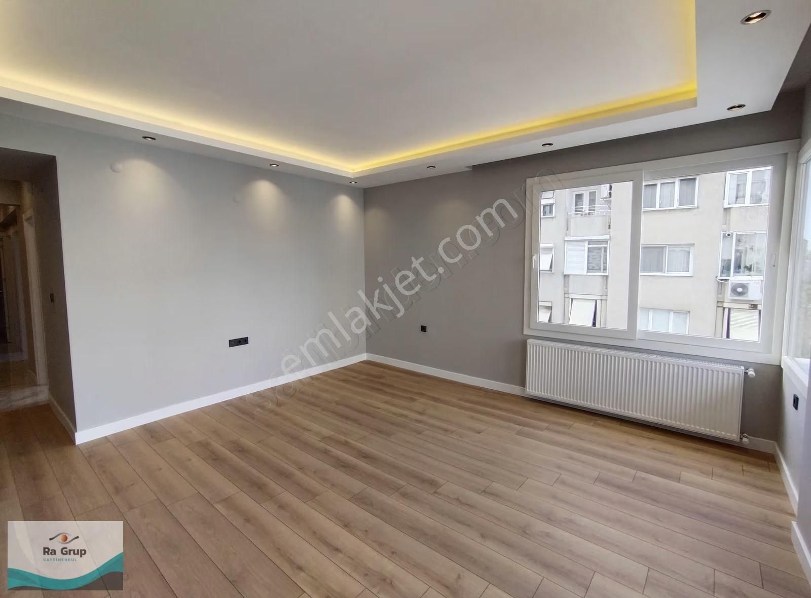 Bostanlıda Tadilatlı Asansörlü Arakat Köşe 3+1 Satılık Daire O-9 - Görsel 15