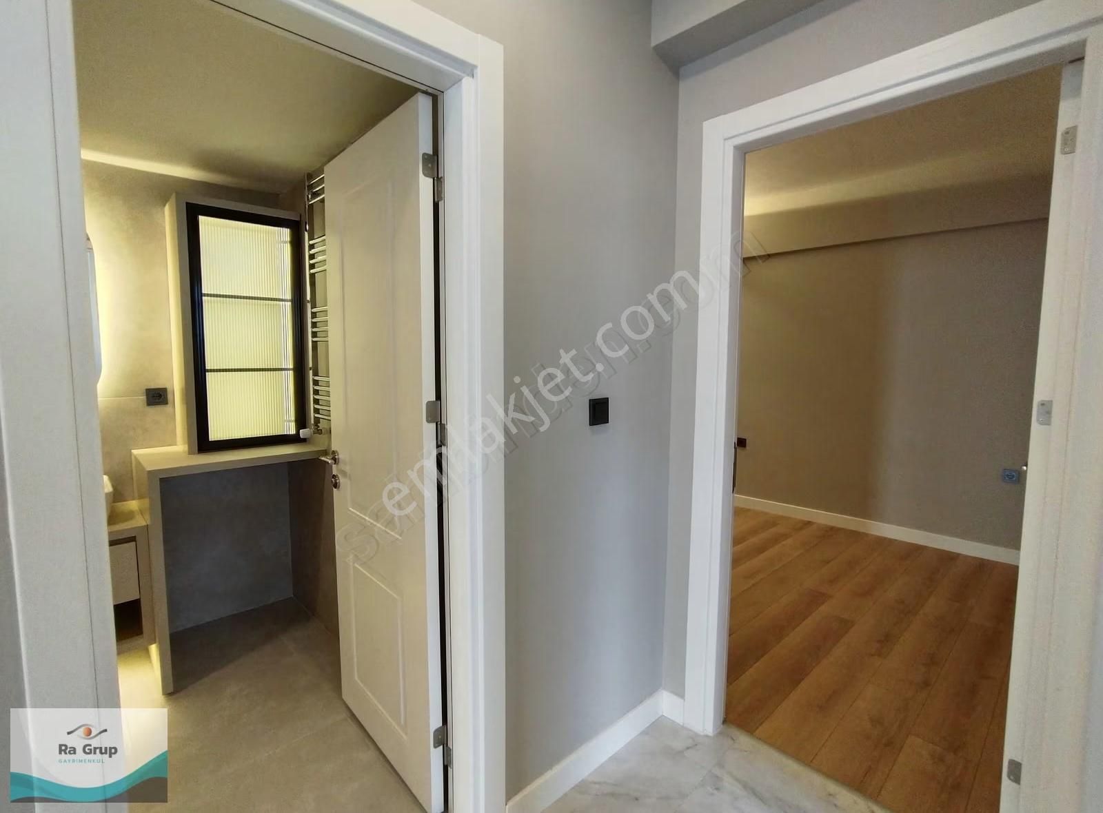 Bostanlıda Tadilatlı Asansörlü Arakat Köşe 3+1 Satılık Daire O-9 - Görsel 5