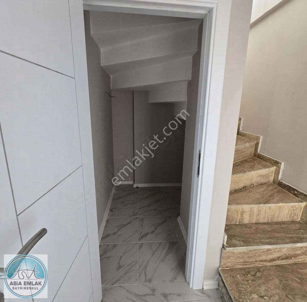 Bahçe Kullanımlı 2+1 Dubleks Kiralık - Görsel 31