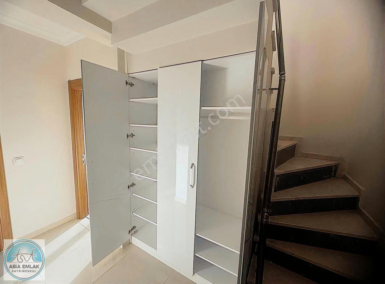 Asia'dan Pendik Merkezde Kiralık Teraslı Dubleks - Görsel 2