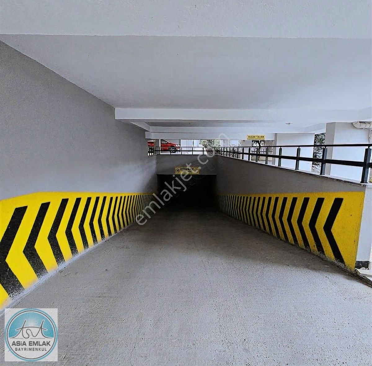 Asia'dan Koru Pendik Sitesinde Ebeveyn Banyolu 3+1 - Görsel 6