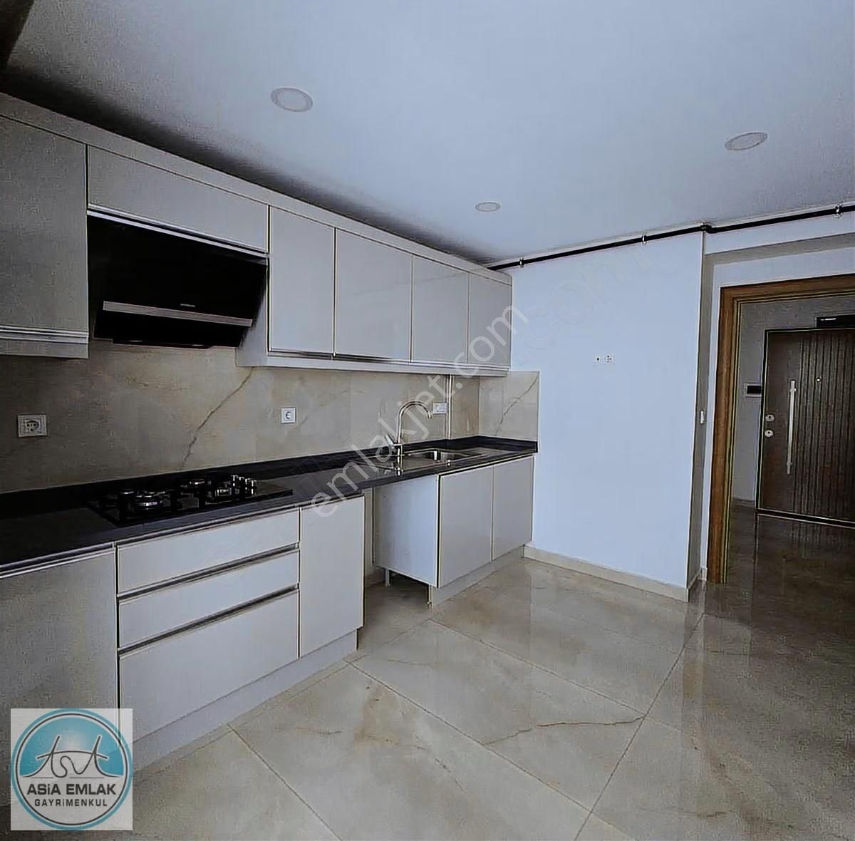 Asia'dan Koru Pendik Sitesinde Ebeveyn Banyolu 3+1 - Görsel 5