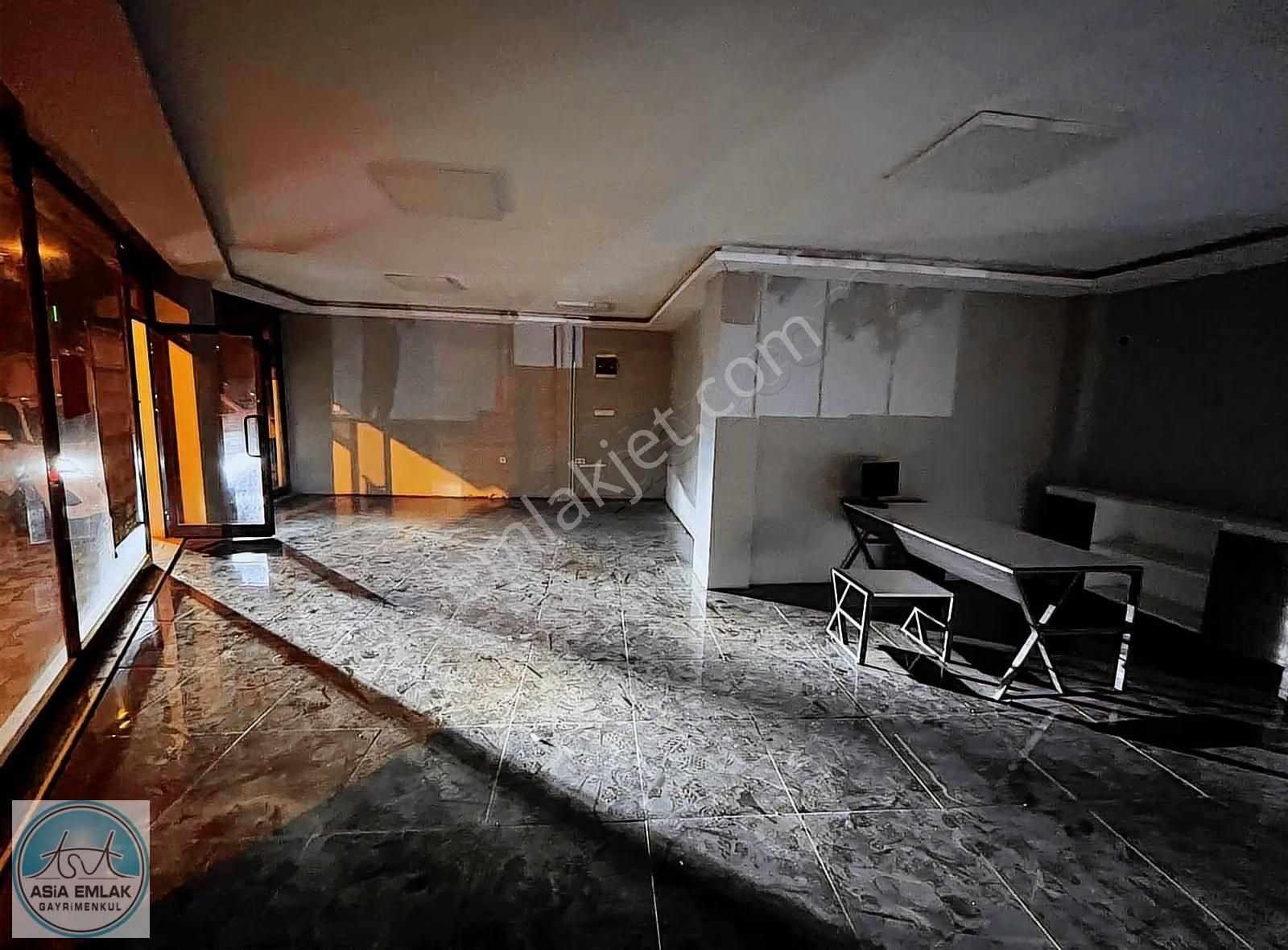 Asia Dan Kavakpınar Mahallesinde 80m2 Cadde Üzeri Kiralık Dükkan - Görsel 18