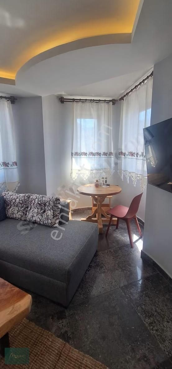 Turgutreis Merkezde Eşyalı Deniz Manzaralı 2+1 Kiralık Yenidaire - Görsel 9